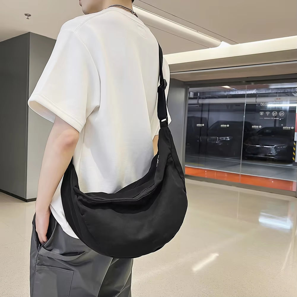 Messenger Bags Crescent Women Dumpling Bag Solid Color Simple Fashion Japanese Style Casual Large Capacity for Weekend Vacation